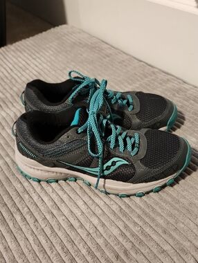 Saucony Women's Grid Raptor TR2 Trail Running Shoes